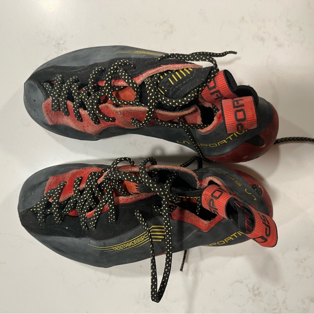 La Sportiva Testarossa Climbing Shoes Size 37.5
